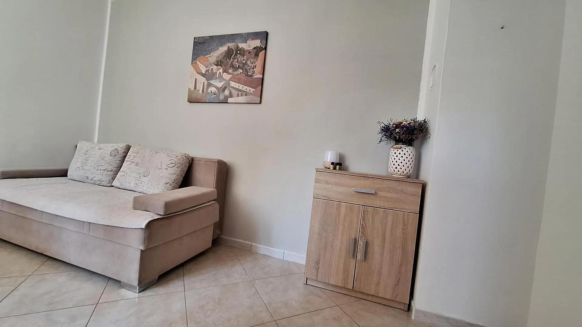 Three Lions Apartment Number 2 Pula